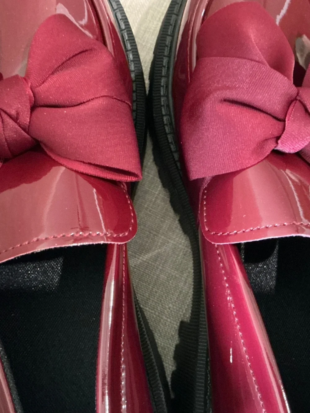 N/A stylish burgundy